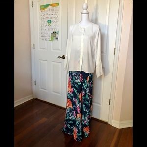 Olivaceous Maxi Floral Skirt EUC SZ M